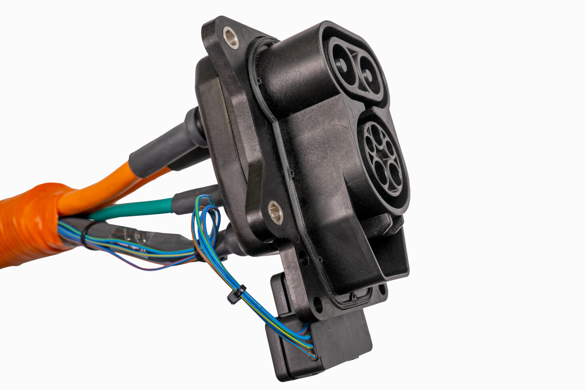 Cables de alta tensión (alimentación) aq mexico fabricantes de arneses México.