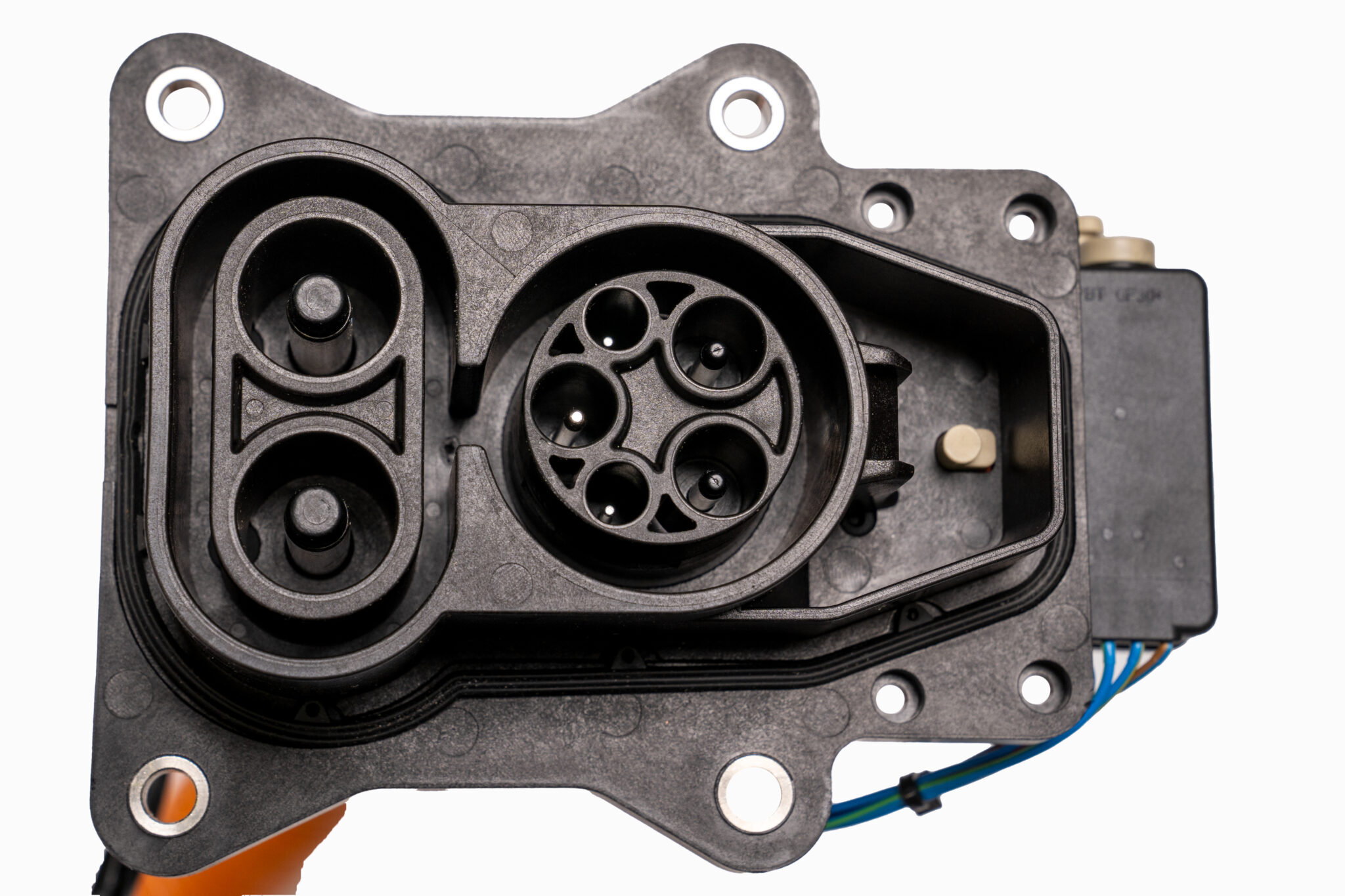 Cables de alta tensión (alimentación) aq mexico fabricantes de arneses en México.